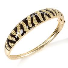 giraffe print accessories
