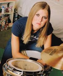 drums girl