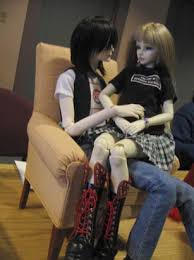 doll market