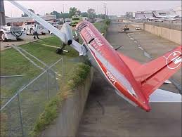 planes crashes