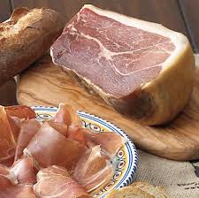 Пореден минус за месото: саламите са вредни за яйчниците