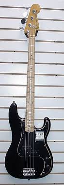 fender p bass black