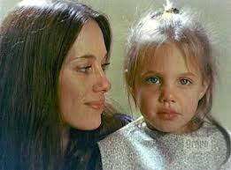 angelina jolie twins pics