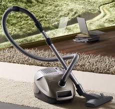 automated vacuum cleaner
