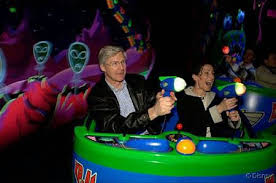 buzz lightyear laser gun