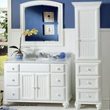 bathroom linen storage