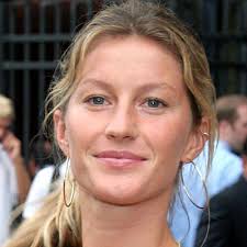 Gisele Bundchen no clothes