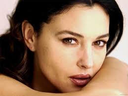 Monica Bellucci hot