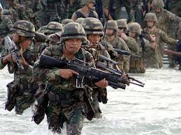 us marines in combat