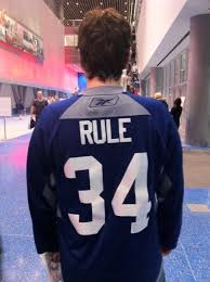 canucks practice jersey