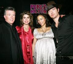 robin thicke and wife