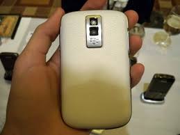 blackberry bold 2 price