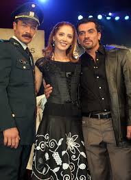 esposo de adela noriega