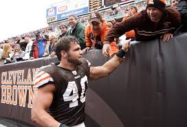 Story of Peyton Hillis.