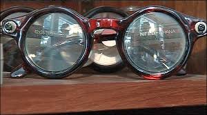 adjustable glasses