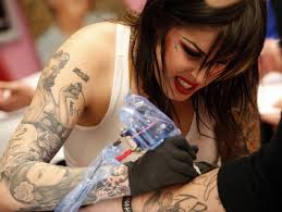 como tatuar