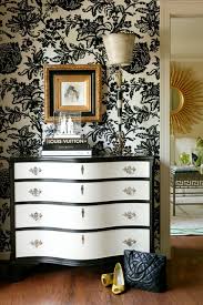 flocked damask wallpaper