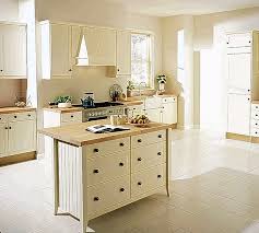 cream shaker kitchen