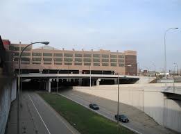 building tunnel