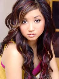 لعبة مره حلوه للمشاهير Brenda-song