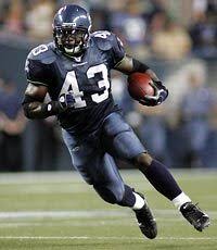 Fullback Leonard Weaver