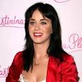 Kati Perry, Tee