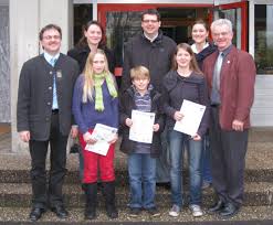 und Marlene Engelhardt, MV Mellrichstadt, Trompete (1.26). Mit auf dem Foto (von links): Friedhelm Landgraf (Organisator und stellvertretender Vorsitzender) ... - 2008-12-06-d1-2-b-20