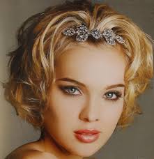 Hairstyles for round faces critical