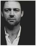 Marton Csokas Pose