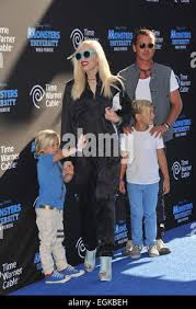 Image result for Queen B by Bumbleride $428 Gwen Stefani and Gavin Rossdale with Kingston and Zuma at the LA zoo