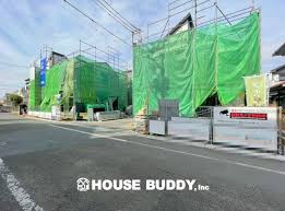 Image result for 武蔵村山市岸2丁目〈中古〉JR八高線「箱根ヶ崎」駅バス６分停歩４分　閑静な住宅地　前面道路が広いのでクルマの運転が苦手な方も車庫入れ楽々！　全居室収納充実！