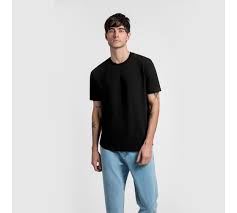 Image result for Мужская футболка Прямые линии