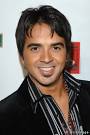 http://www.noticiassin.com/wp-content/uploads/2011/07/Luis-Fonsi1.jpg