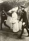 File:Empress Sadako with Prince of Wales in 1922.jpg - Wikipedia ...