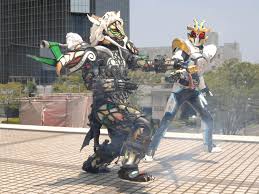 「麻生恵 仮面ライダーキバ」の画像検索結果