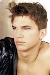 Ashton Kutcher Ashton Kutcher