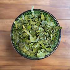 Attēlu rezultāti vaicājumam “Symphytum officinale leaf”