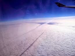 Attēlu rezultāti vaicājumam “Contrail shadows”