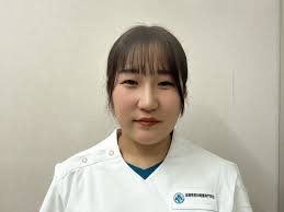 Image result for 17歳の現役看護学生