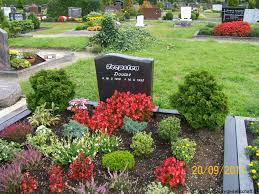 Grab von Douwe Terpstra (19.03.1919-10.09.1992), Friedhof Ihrhove ... - in095