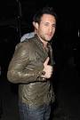 http://www4.pictures.zimbio.com/pc/Antony%2BCosta%2BAbi%2BTitmuss%2BLeaves%2BFunky%2BBuddha%2Bdtm_c6C4iO2l.jpg