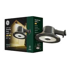 GE Outdoor Security Area Light, Motion & Dusk to Dawn ...