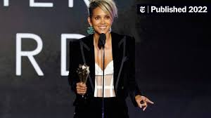 Afbeeldingsresultaat voor halle berry