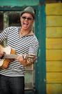 Escriba El Nombre De La Musica O El Artista   