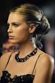 Sara Foster plays herself in