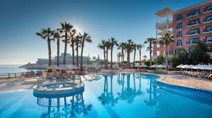 「ウルスラ・シュマルリージ」の画像検索結果