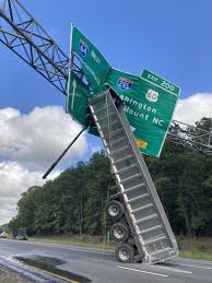 Image result for Значок in case of emergency - run like hell