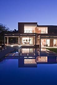 luxurious homes