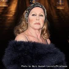 「ウルスラ・シュマルリージ」の画像検索結果