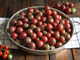 Afbeeldingsresultaat voor black cherry tomato